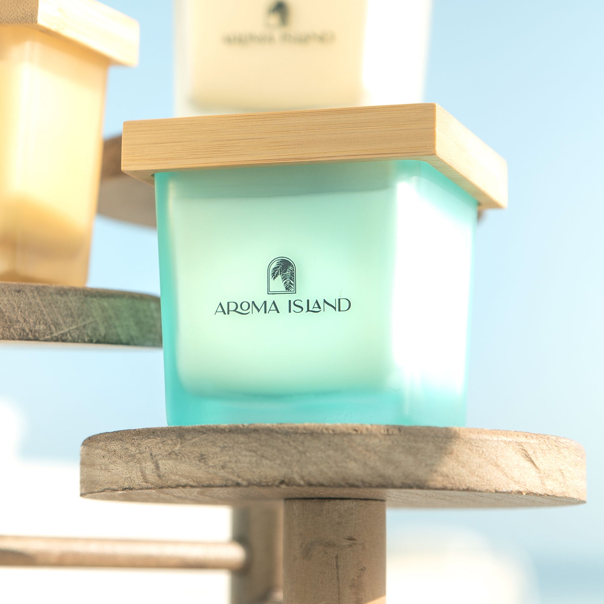 Aroma Island Ocean Breeze Candle